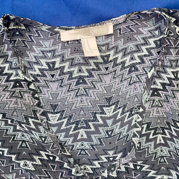 Forever 21 Sheer Funky Purple Chevron Gathered Front Long-Sleeve Blouse - Picture 6 of 10